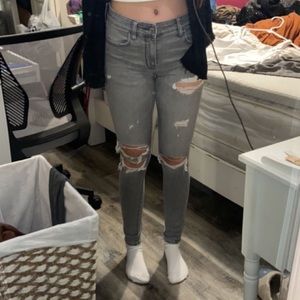 American eagle grey skinny jeans